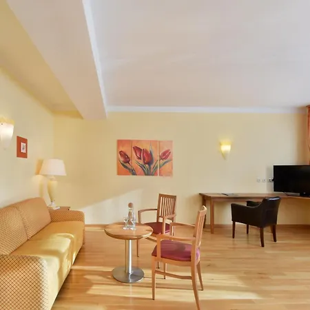 Cella Apartment *