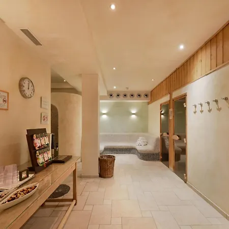 Cella Apartment *