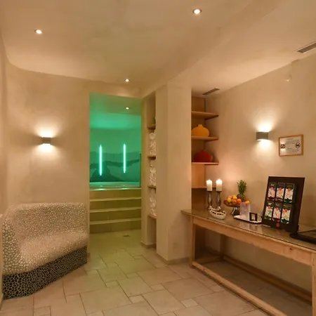 Cella Apartment