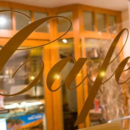 Cella زيل أم سي