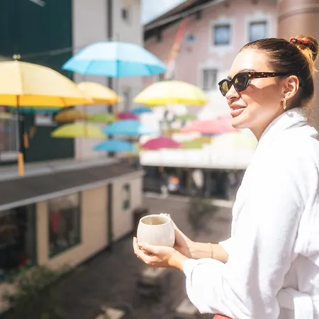 Cella * زيل أم سي